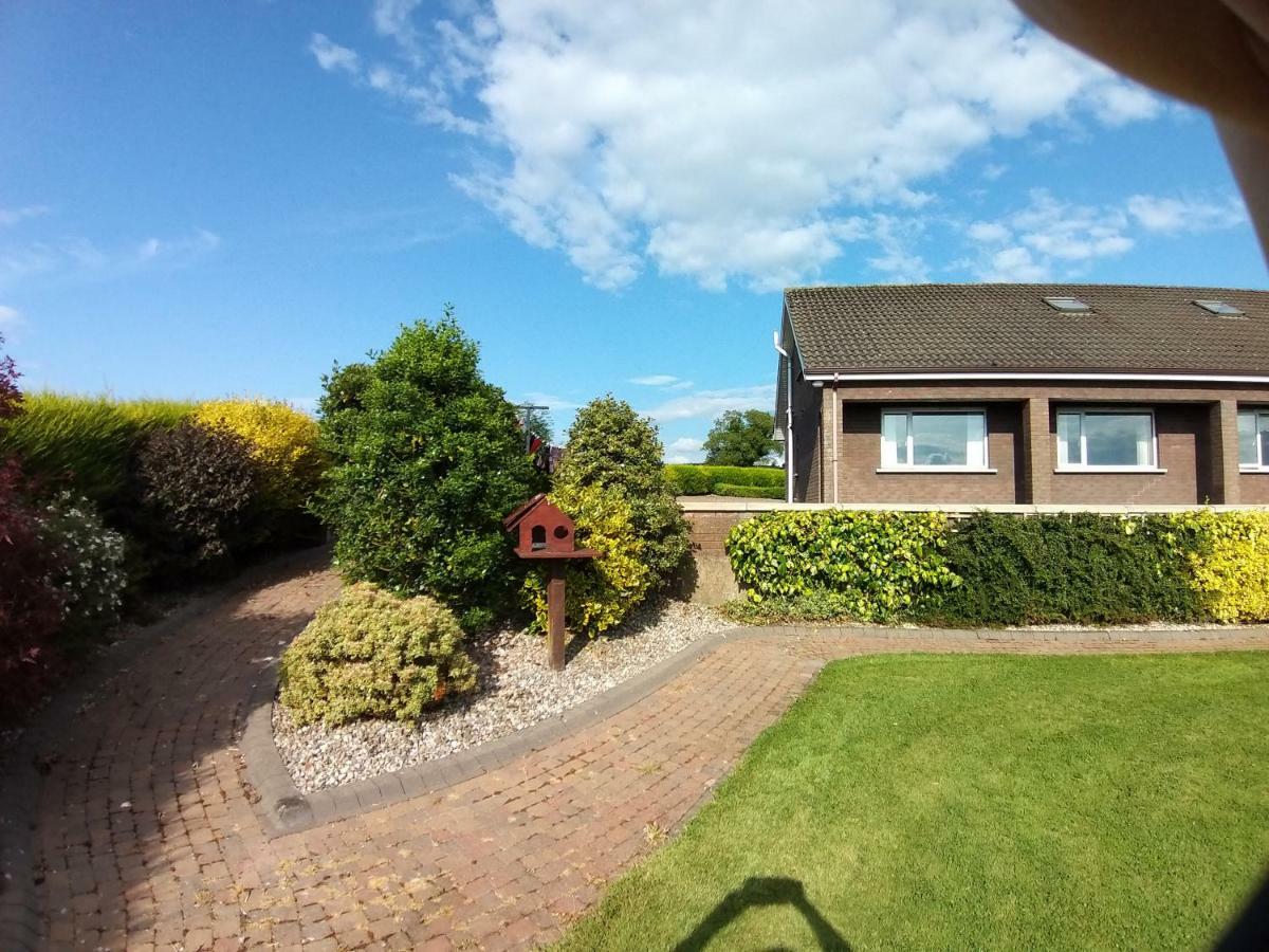 Antrim Heights Bnb Exterior photo